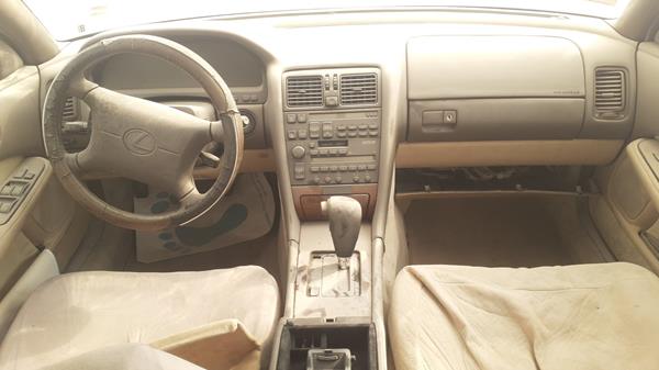 Photo 4 VIN: JT8UF11E6P0165706 - LEXUS LS400 
