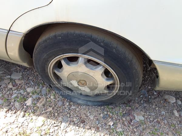 Photo 10 VIN: JT8UF11E7P0147909 - LEXUS LS400 