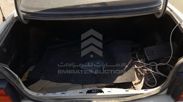 Photo 24 VIN: JT8UF11E7P0147909 - LEXUS LS400 