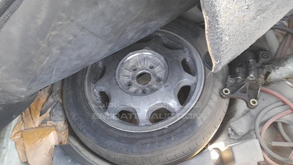 Photo 25 VIN: JT8UF11E7P0147909 - LEXUS LS400 