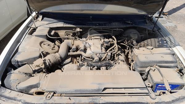 Photo 32 VIN: JT8UF11E7P0147909 - LEXUS LS400 