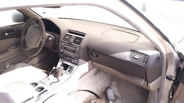 Photo 21 VIN: JT8UF22E1S0002930 - LEXUS LS400 