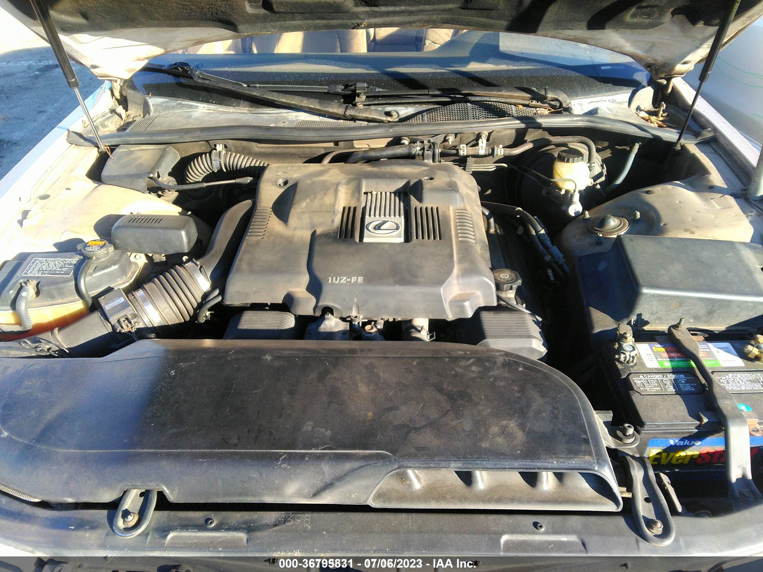 Photo 9 VIN: JT8UF22E7S0018646 - LEXUS LS 