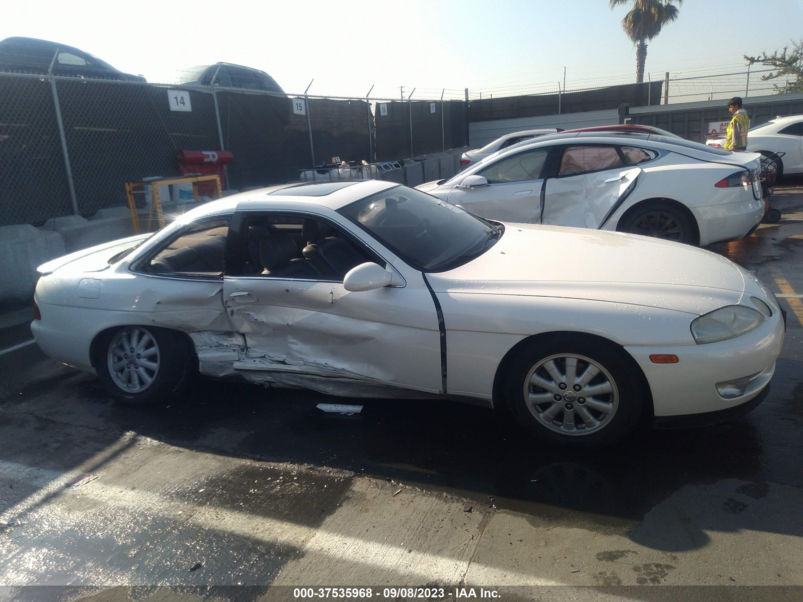 Photo 12 VIN: JT8UZ30C0N0013291 - LEXUS SC 