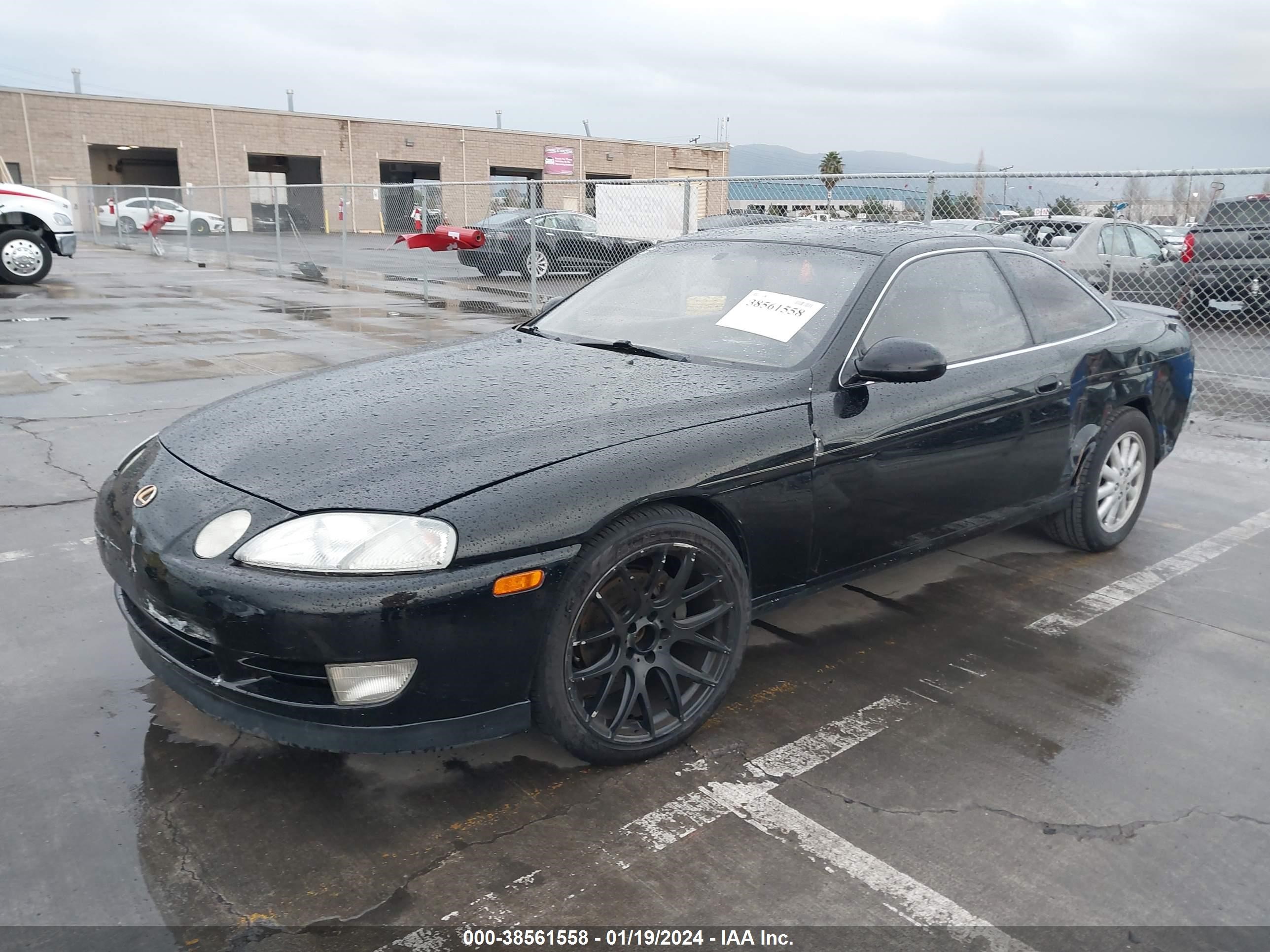 Photo 1 VIN: JT8UZ30C0P0028926 - LEXUS SC 