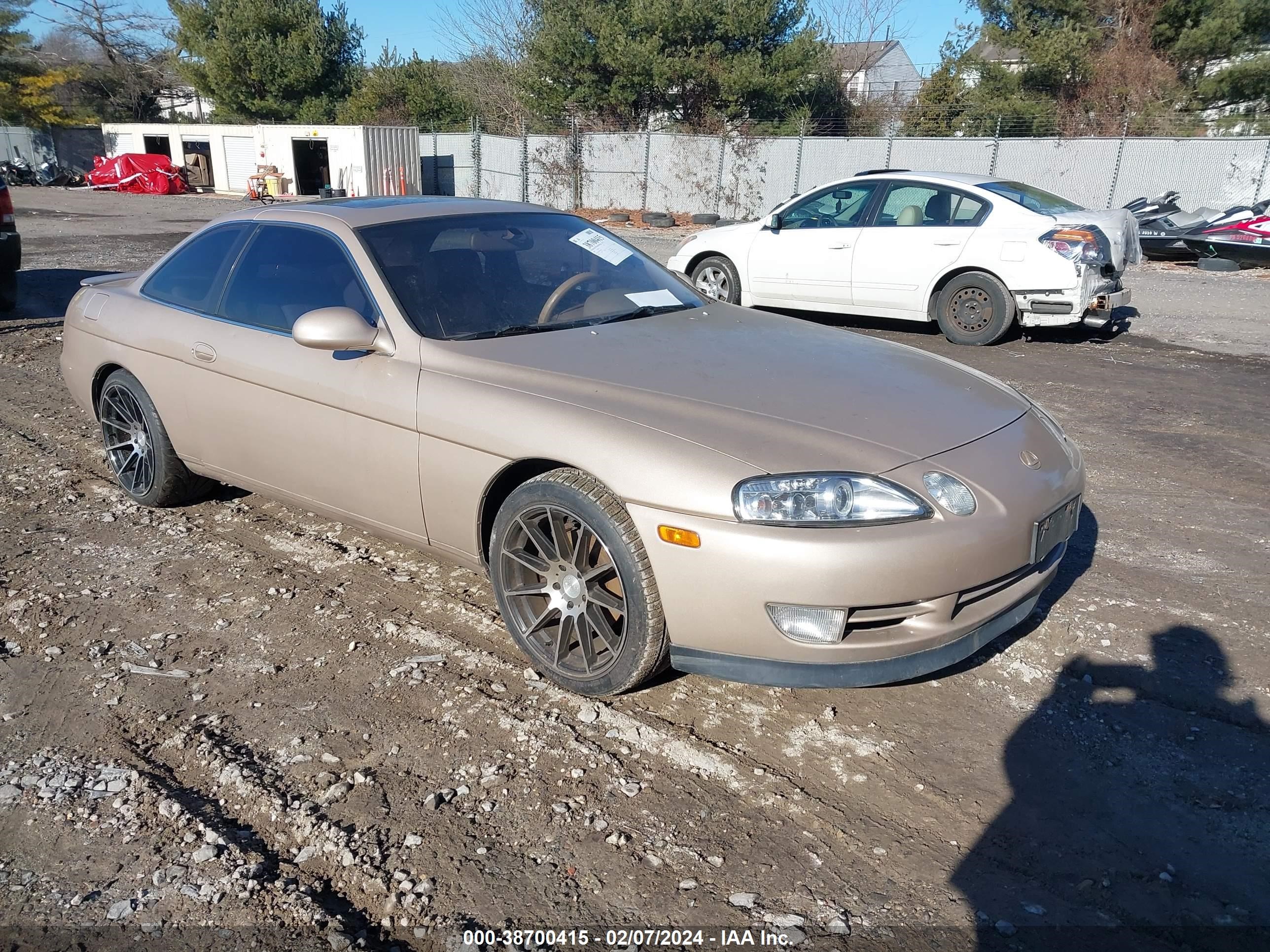 Photo 0 VIN: JT8UZ30CXN0022578 - LEXUS SC 