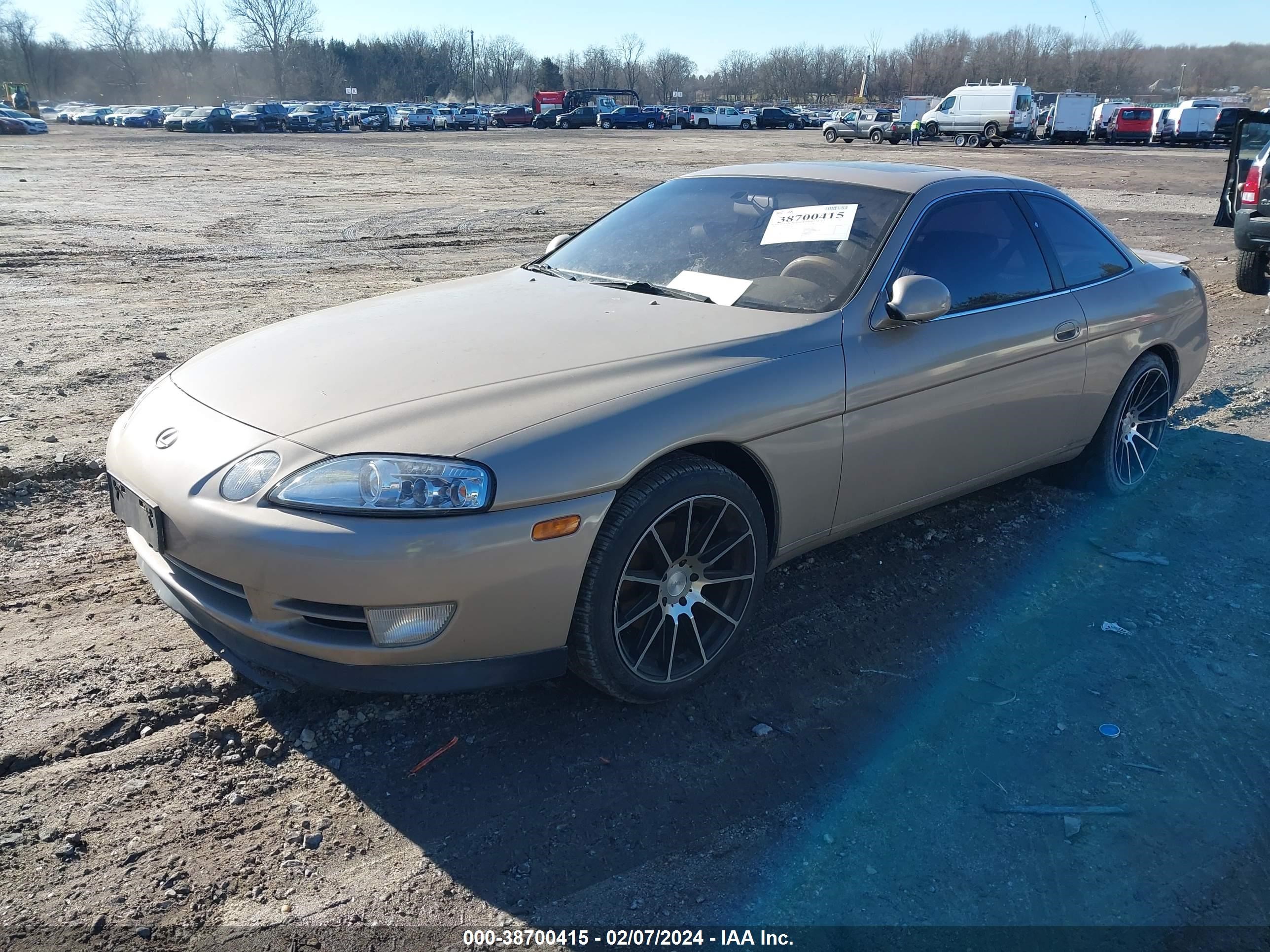 Photo 1 VIN: JT8UZ30CXN0022578 - LEXUS SC 