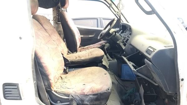 Photo 15 VIN: JTB21UHB3W0029994 - TOYOTA HIACE 