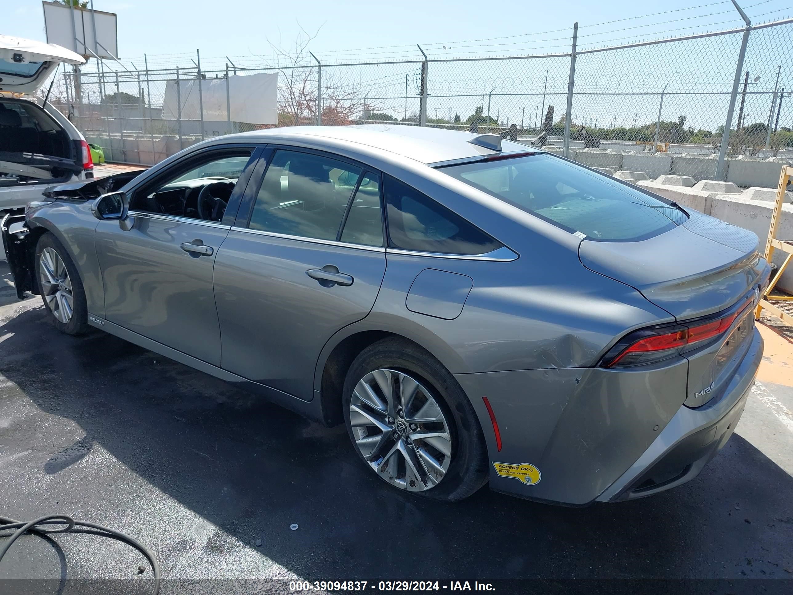 Photo 2 VIN: JTDAAAAA6NA004814 - TOYOTA MIRAI 