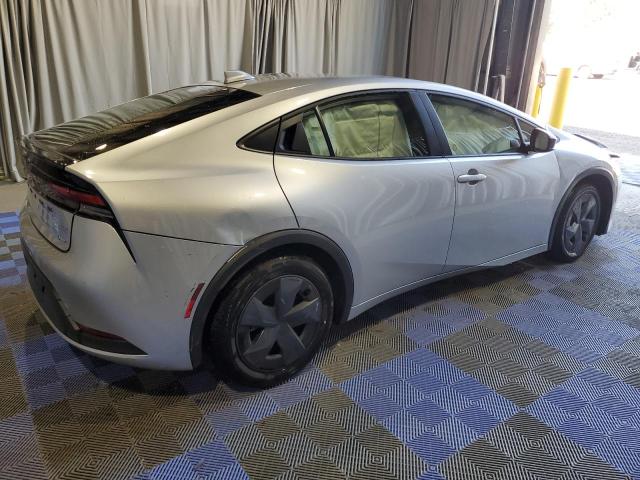 Photo 2 VIN: JTDACAAU0R3027004 - TOYOTA PRIUS LE 