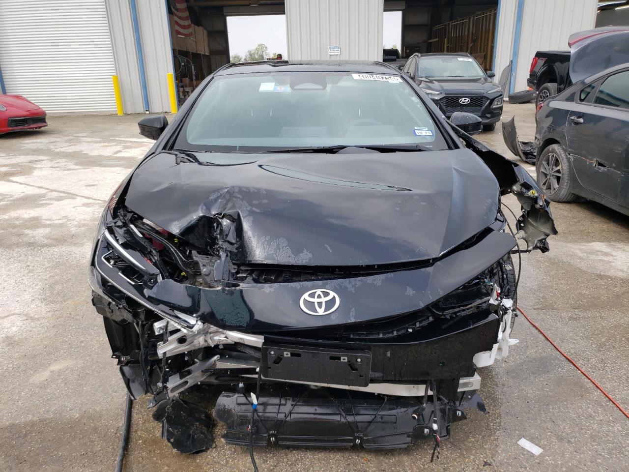 Photo 4 VIN: JTDACAAU2R3015887 - TOYOTA PRIUS 