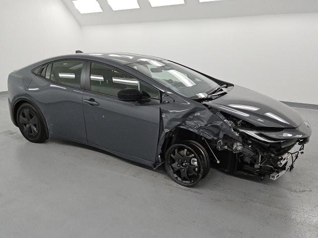 Photo 3 VIN: JTDACAAU2R3028526 - TOYOTA PRIUS LE 