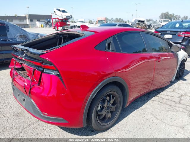 Photo 3 VIN: JTDACAAU3P3001882 - TOYOTA PRIUS 