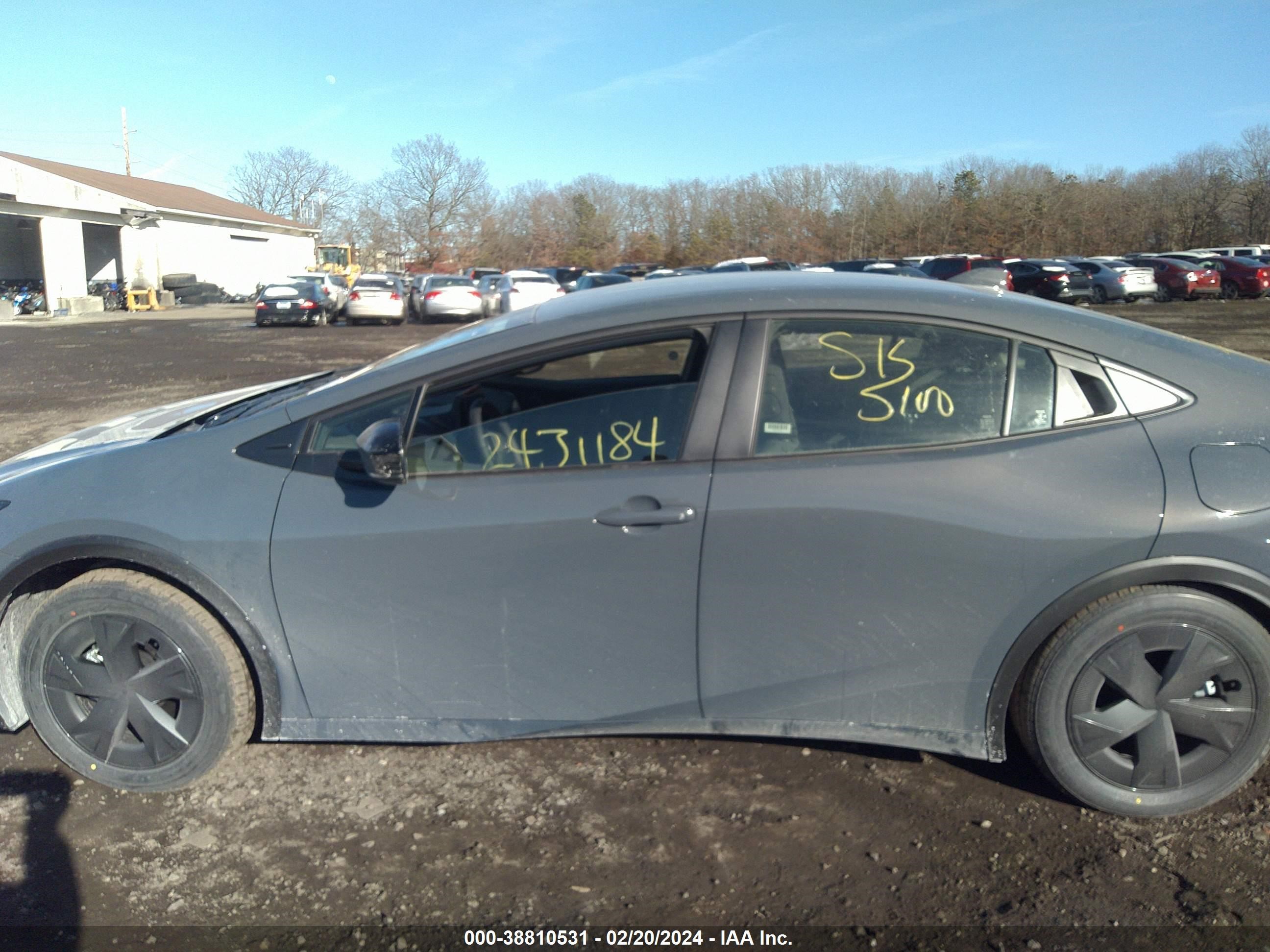 Photo 13 VIN: JTDACAAU5R3022459 - TOYOTA PRIUS 