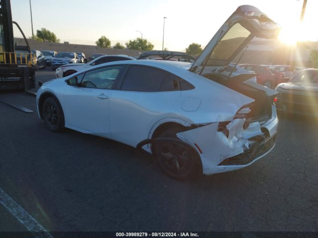 Photo 2 VIN: JTDACAAU8R3026103 - TOYOTA PRIUS 