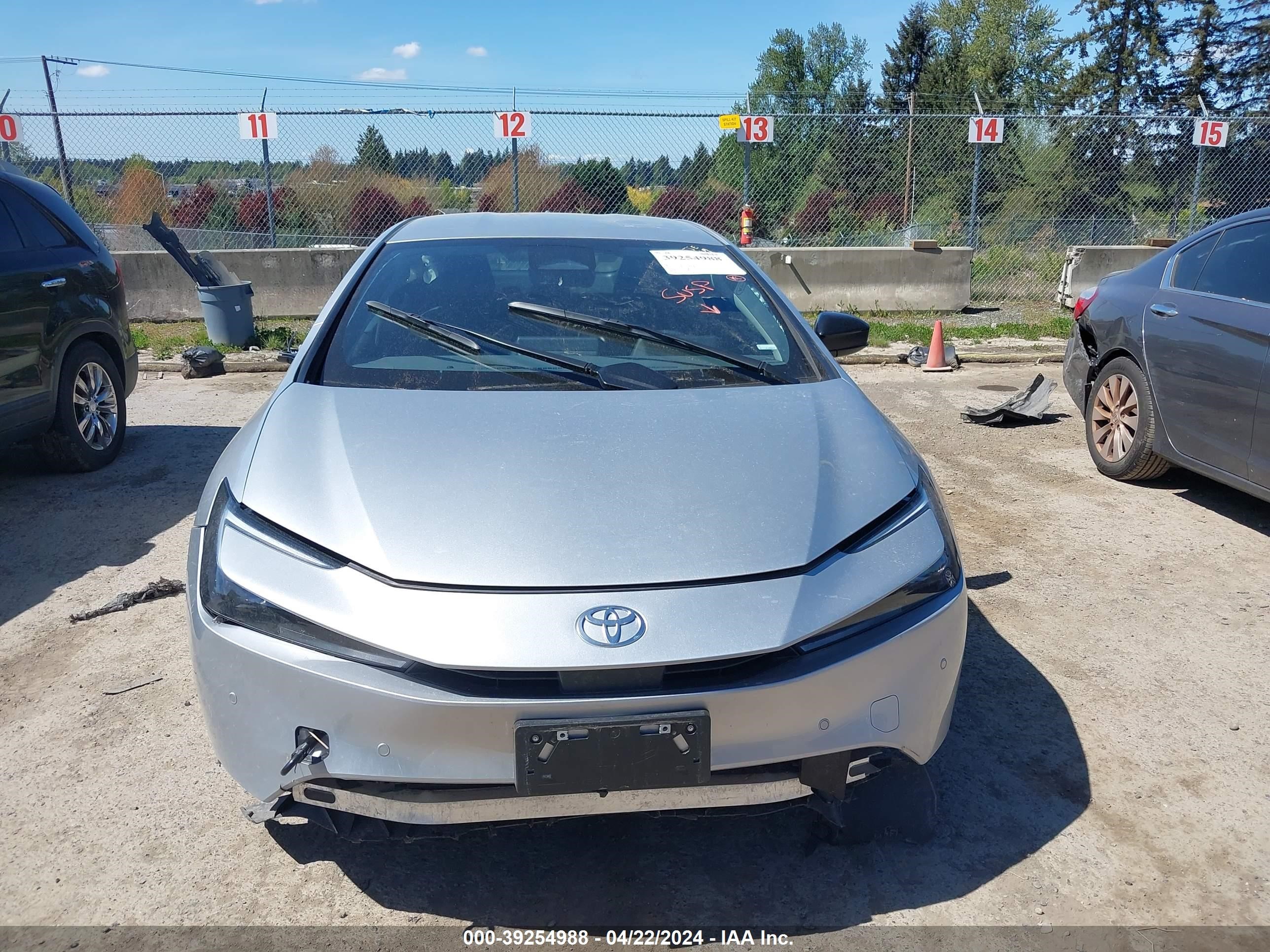 Photo 11 VIN: JTDACAAU9R3019113 - TOYOTA PRIUS 