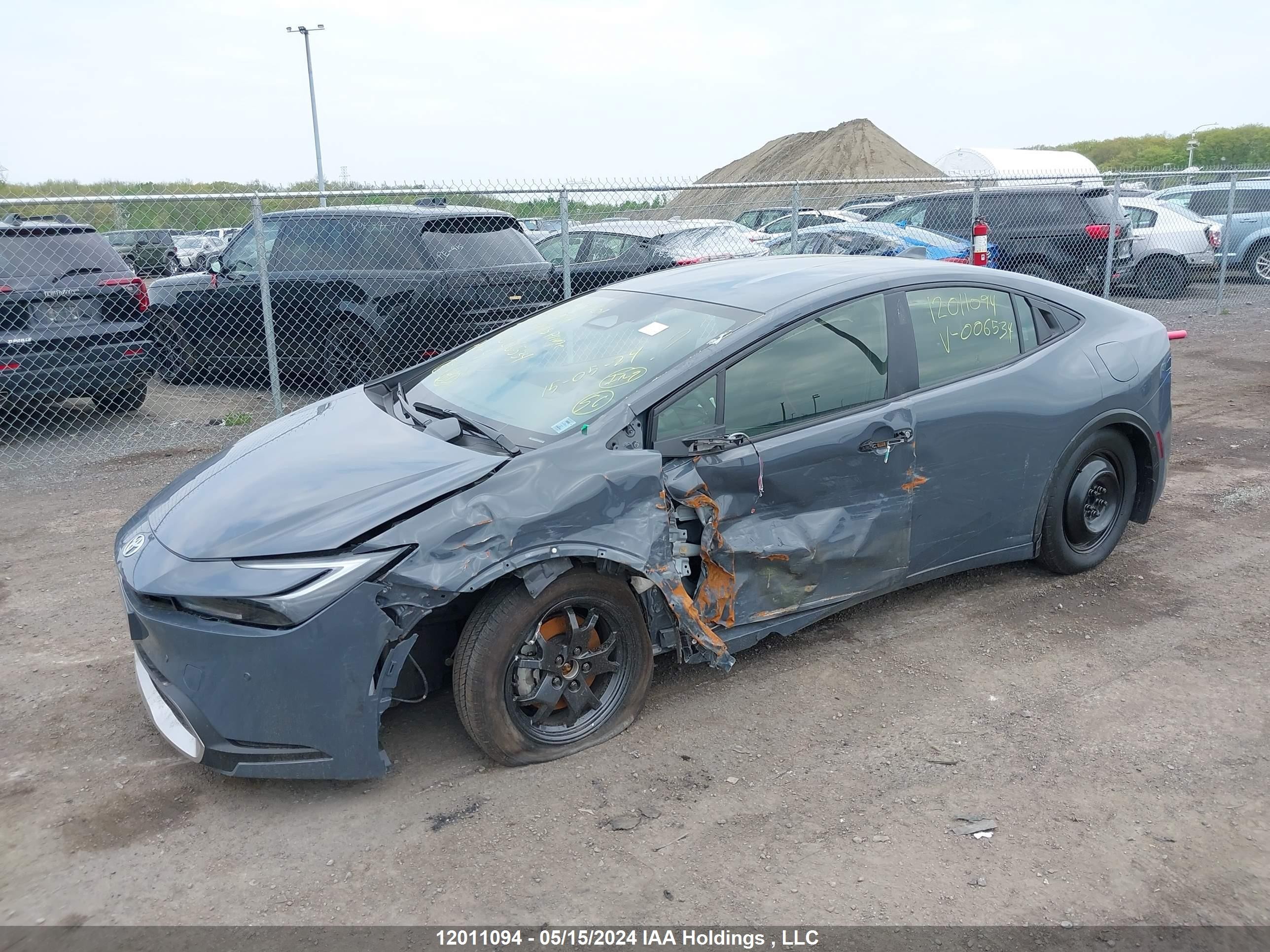 Photo 1 VIN: JTDACACU9P3006534 - TOYOTA PRIUS 