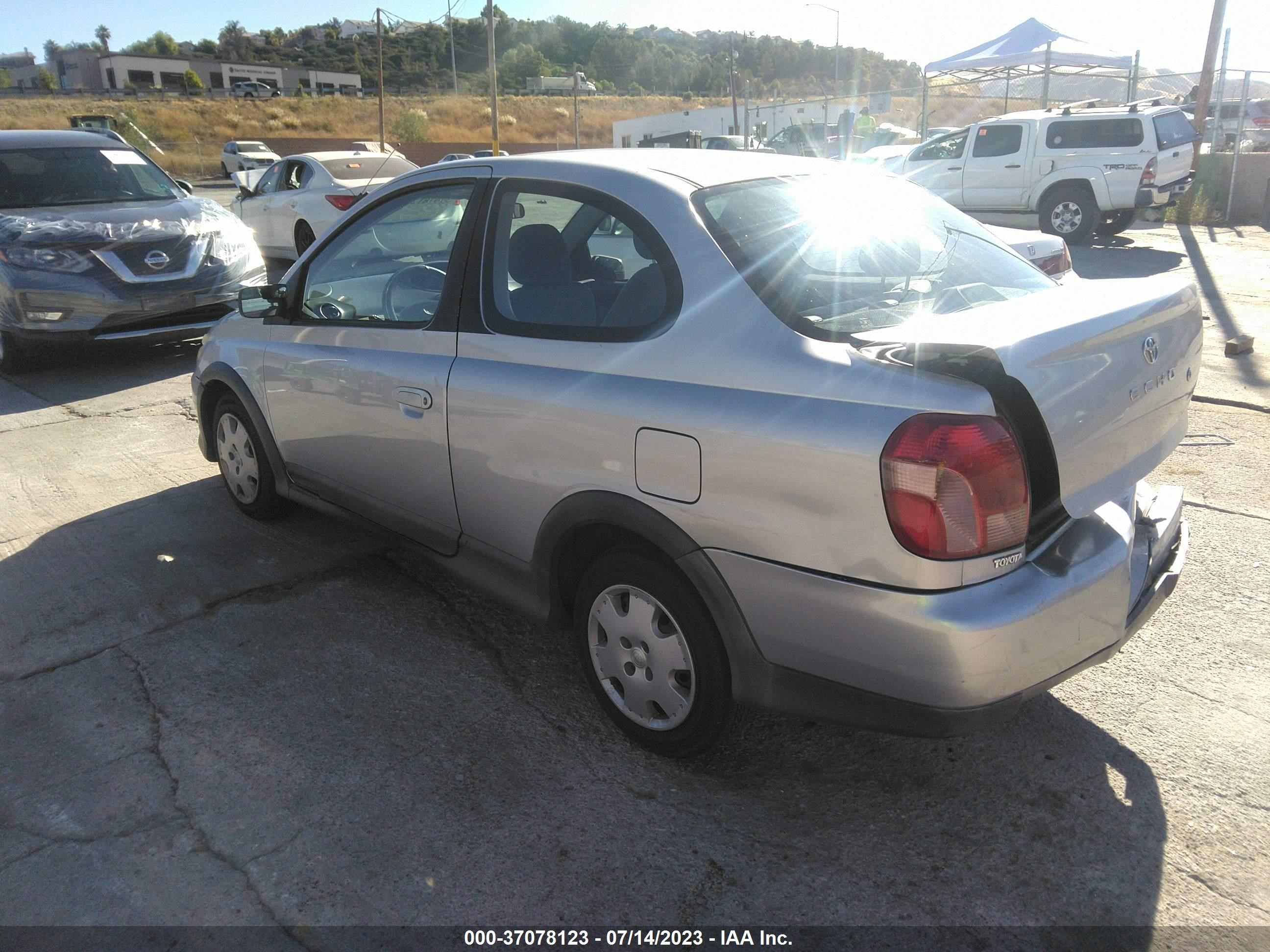 Photo 2 VIN: JTDAT1230Y0059232 - TOYOTA ECHO 