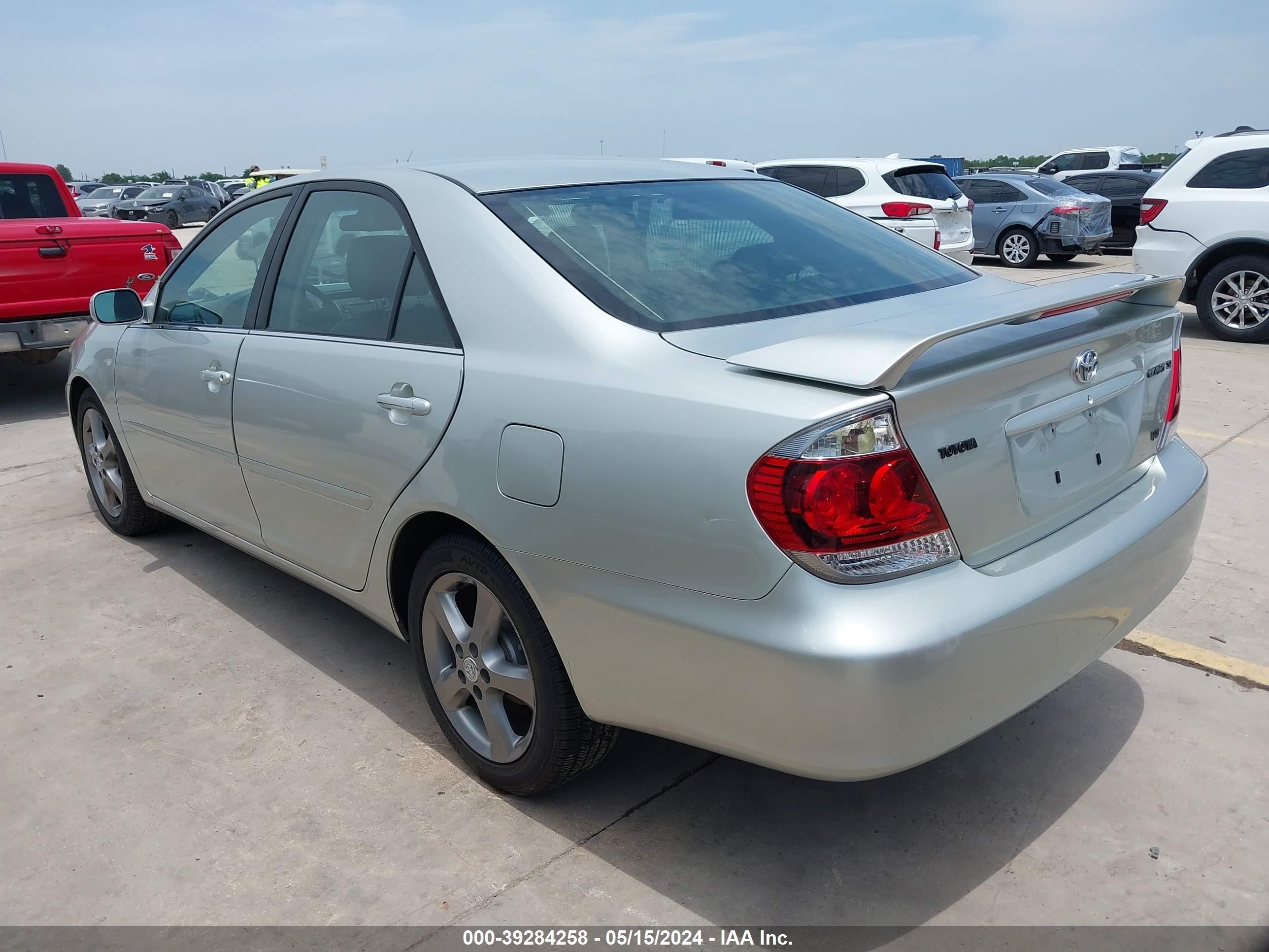 Photo 2 VIN: JTDBA30K650025906 - TOYOTA CAMRY 