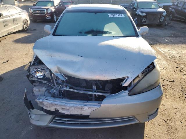 Photo 4 VIN: JTDBA30K850024577 - TOYOTA CAMRY SE 