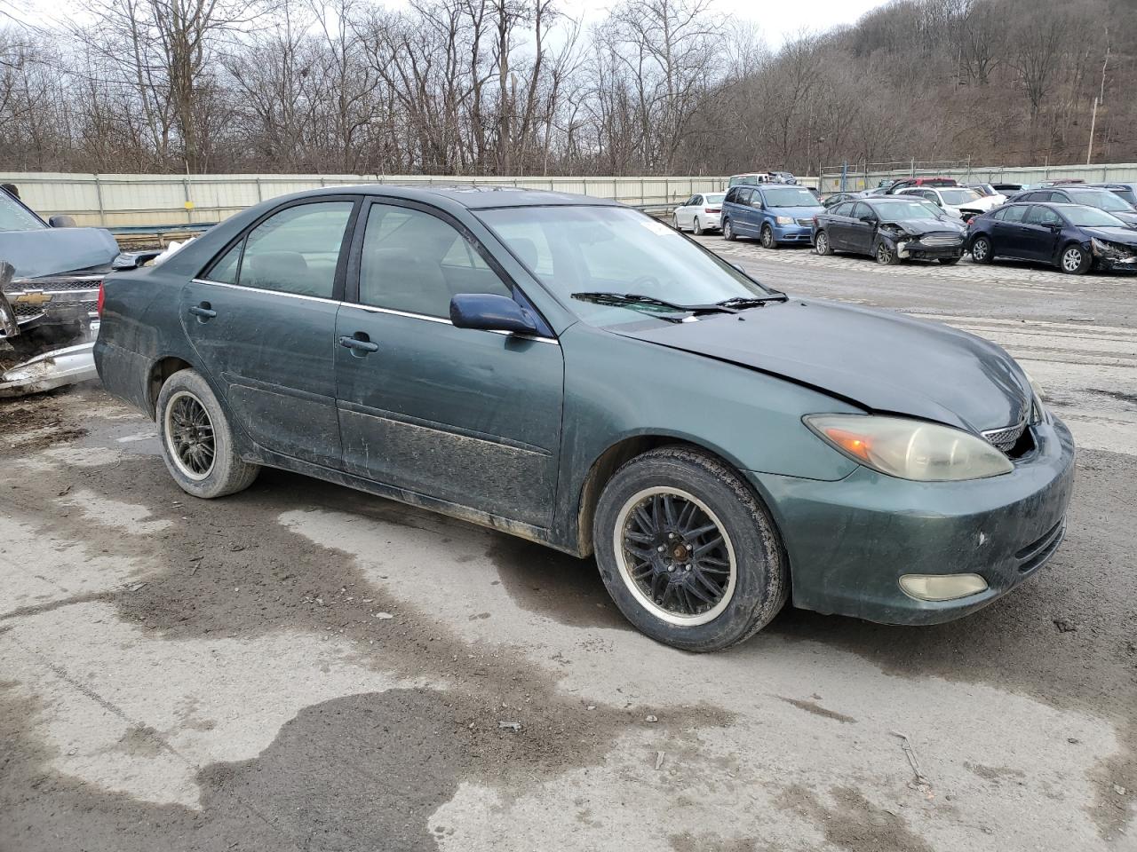 Photo 3 VIN: JTDBA32K940004494 - TOYOTA CAMRY 