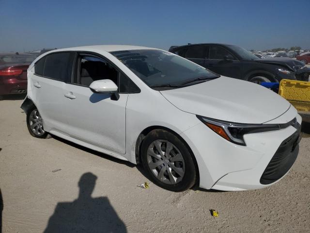 Photo 3 VIN: JTDBCMFE3R3051482 - TOYOTA COROLLA LE 