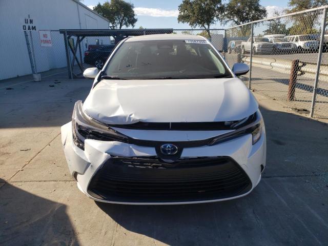 Photo 4 VIN: JTDBCMFE4R3061566 - TOYOTA COROLLA LE 