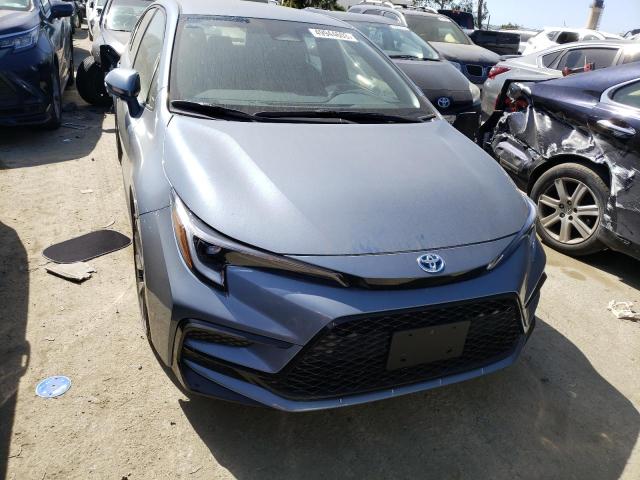 Photo 4 VIN: JTDBCMFE5P3012437 - TOYOTA COROLLA LE 