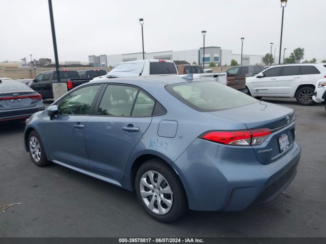 Photo 2 VIN: JTDBCMFE8R3028506 - TOYOTA COROLLA 