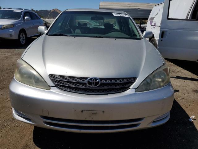 Photo 4 VIN: JTDBE30K020019700 - TOYOTA CAMRY LE 