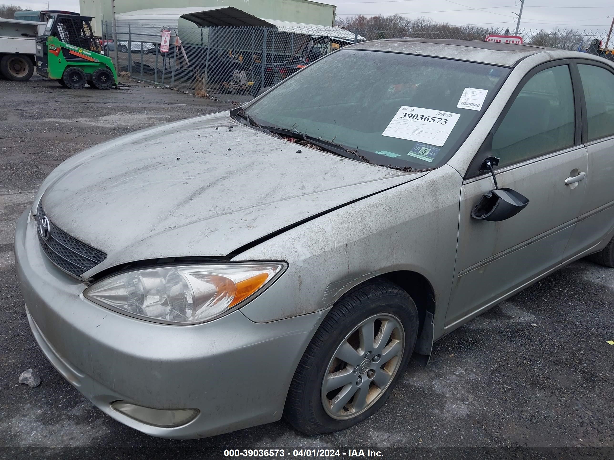 Photo 5 VIN: JTDBE30K030186933 - TOYOTA CAMRY 