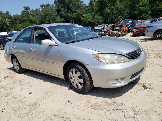 Photo 3 VIN: JTDBE30K263060396 - TOYOTA CAMRY LE 