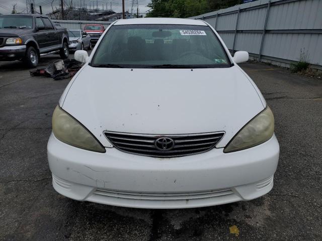 Photo 4 VIN: JTDBE30K463053434 - TOYOTA CAMRY 