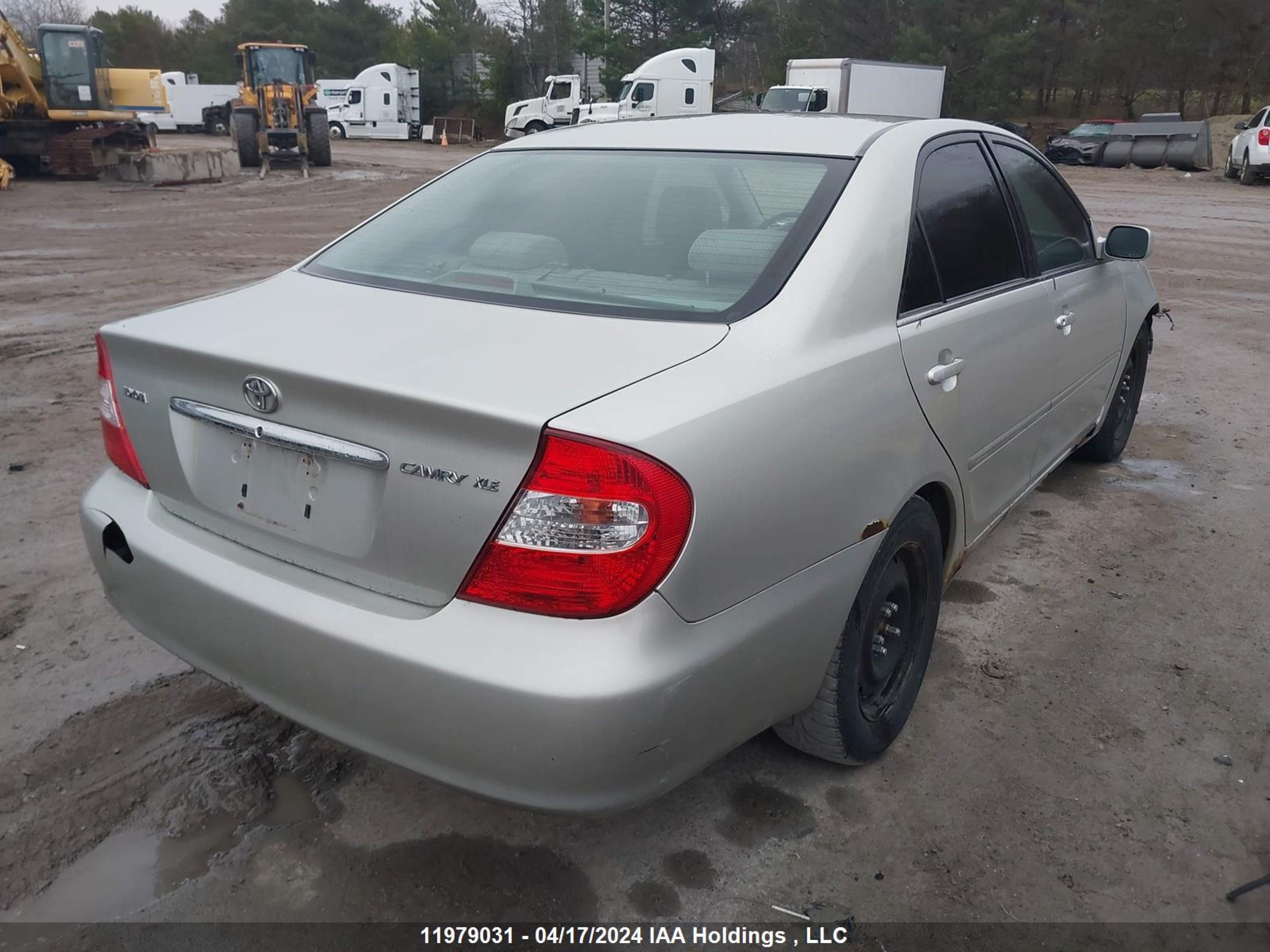 Photo 3 VIN: JTDBE30K720012484 - TOYOTA CAMRY 