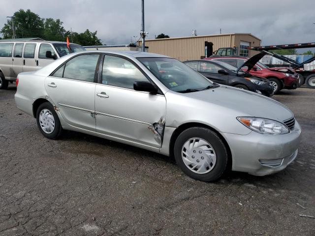 Photo 3 VIN: JTDBE32K053031877 - TOYOTA CAMRY 