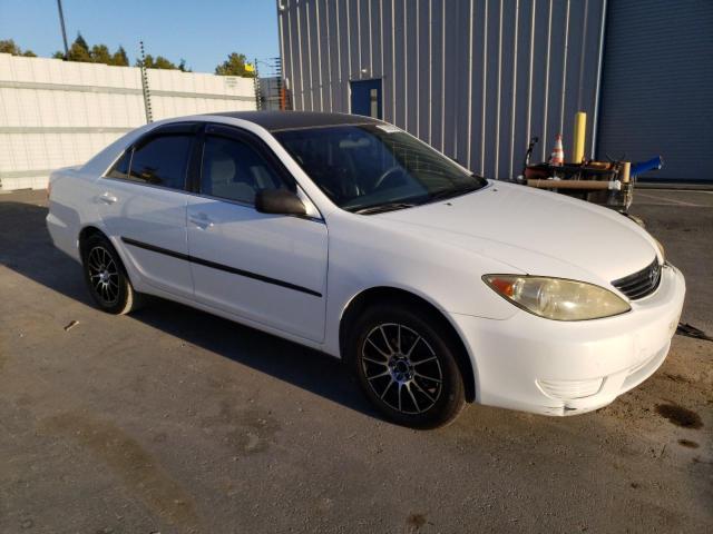 Photo 3 VIN: JTDBE32K063052875 - TOYOTA CAMRY LE 