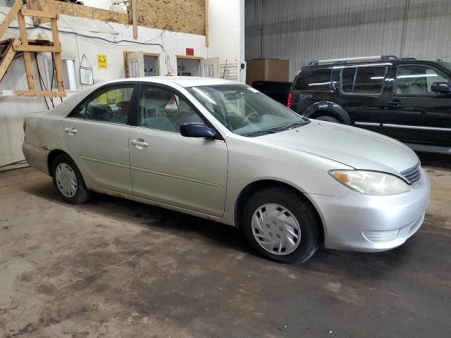 Photo 3 VIN: JTDBE32K063064721 - TOYOTA CAMRY 