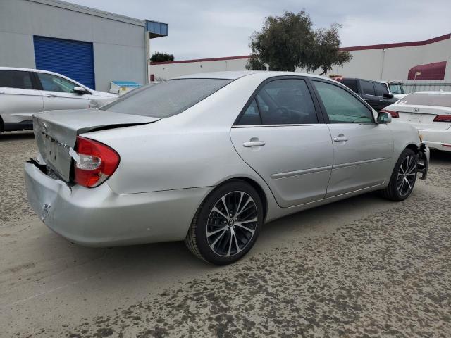 Photo 2 VIN: JTDBE32K120016401 - TOYOTA CAMRY 