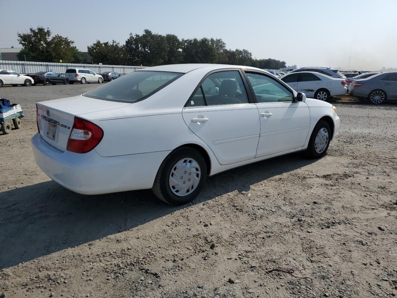 Photo 2 VIN: JTDBE32K130145479 - TOYOTA CAMRY 