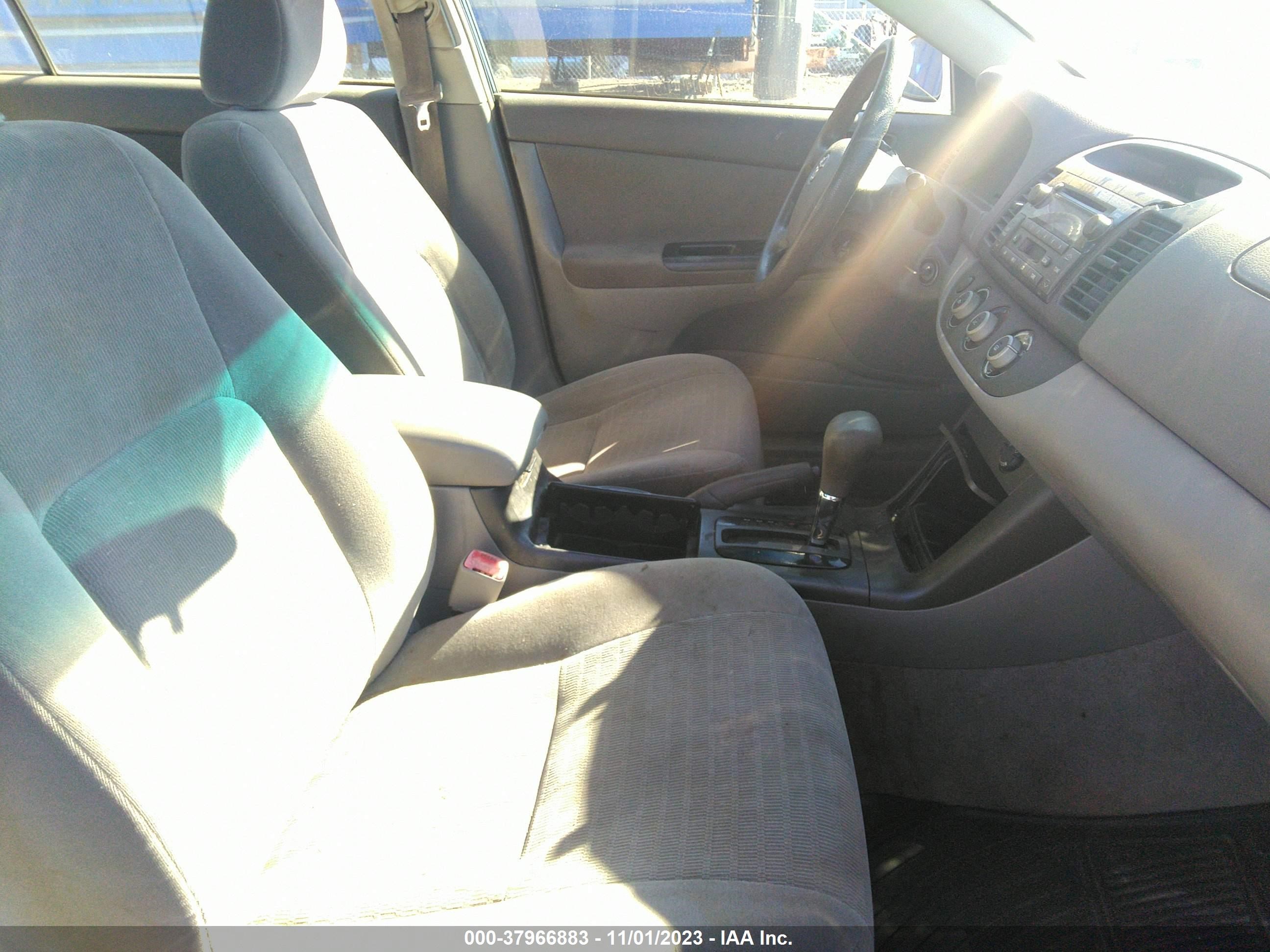 Photo 4 VIN: JTDBE32K250303055 - TOYOTA CAMRY 