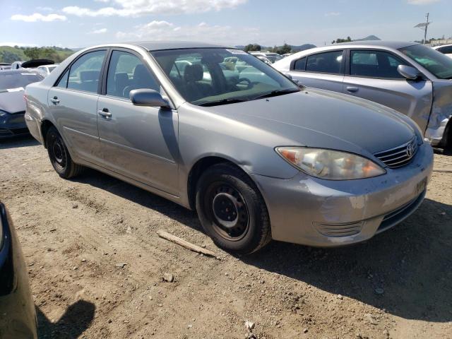 Photo 3 VIN: JTDBE32K263061853 - TOYOTA CAMRY 