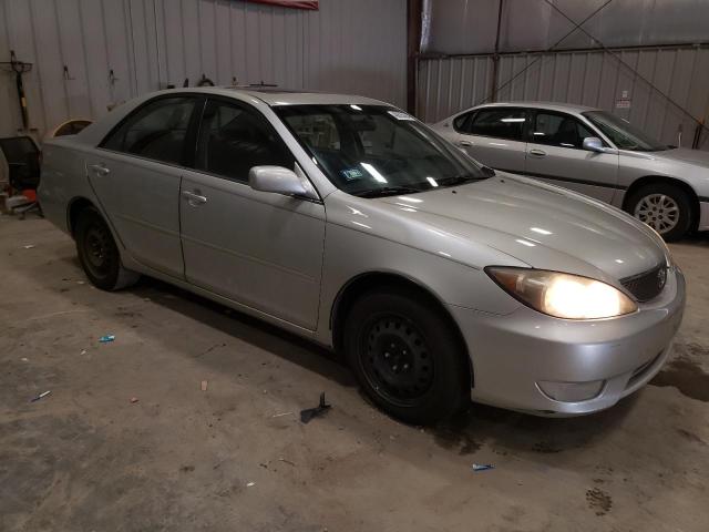 Photo 3 VIN: JTDBE32K263065188 - TOYOTA CAMRY 