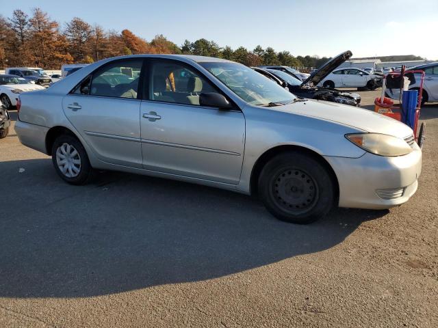 Photo 3 VIN: JTDBE32K363049985 - TOYOTA CAMRY 