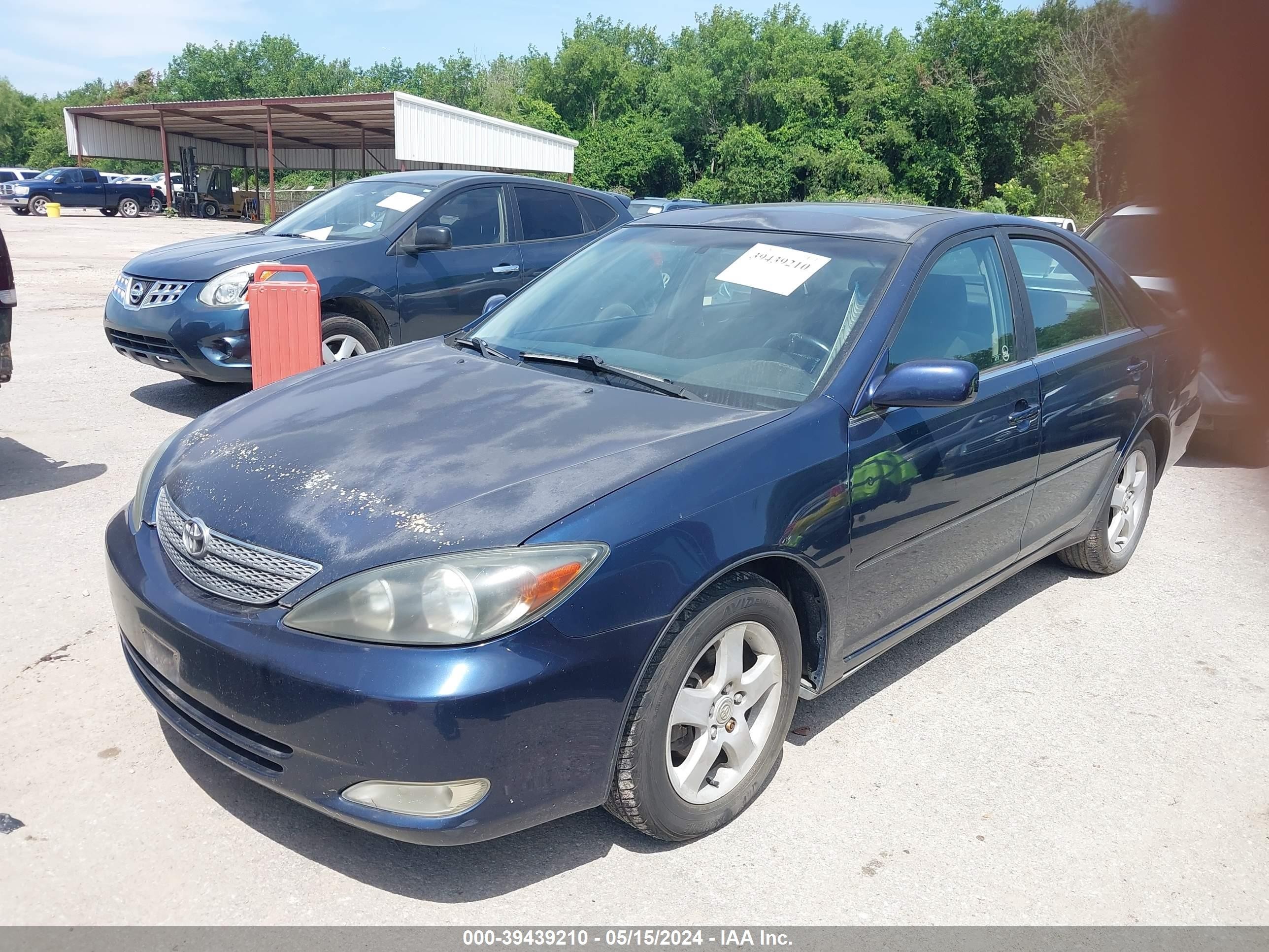 Photo 1 VIN: JTDBE32K420021320 - TOYOTA CAMRY 