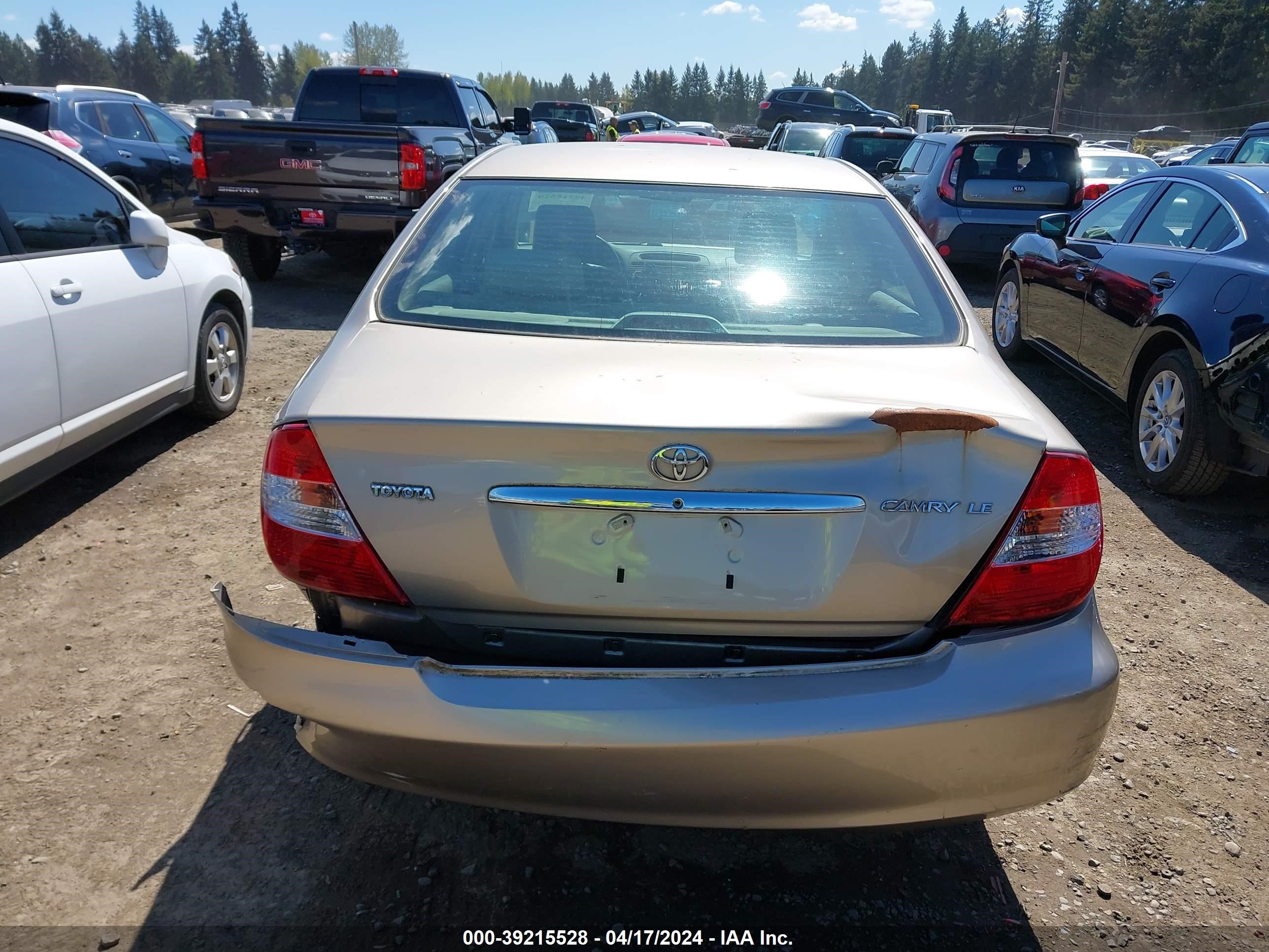 Photo 15 VIN: JTDBE32K520064242 - TOYOTA CAMRY 