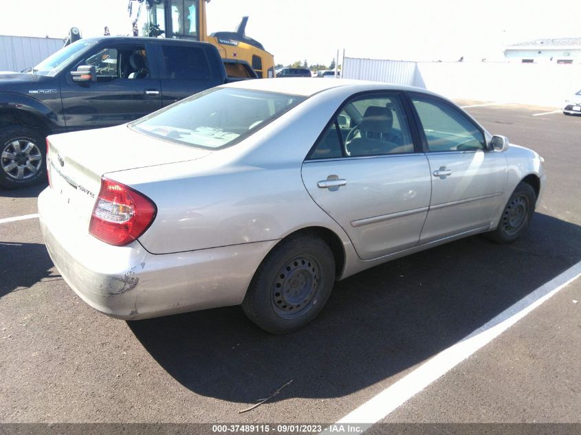 Photo 3 VIN: JTDBE32K620057767 - TOYOTA CAMRY 