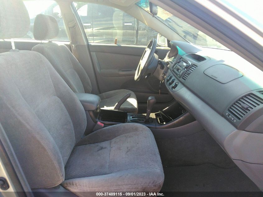 Photo 4 VIN: JTDBE32K620057767 - TOYOTA CAMRY 