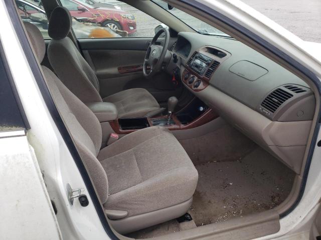 Photo 4 VIN: JTDBE32K640245532 - TOYOTA CAMRY LE 