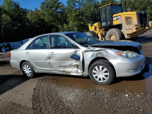 Photo 3 VIN: JTDBE32K763052291 - TOYOTA CAMRY LE 