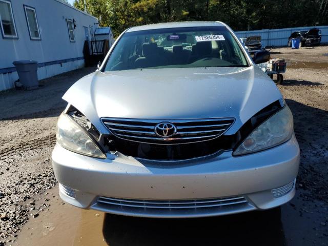 Photo 4 VIN: JTDBE32K763052291 - TOYOTA CAMRY LE 